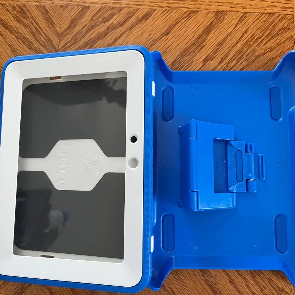 Otterbox Defender Series case and stand for Amazon Kindle Fire HD 7